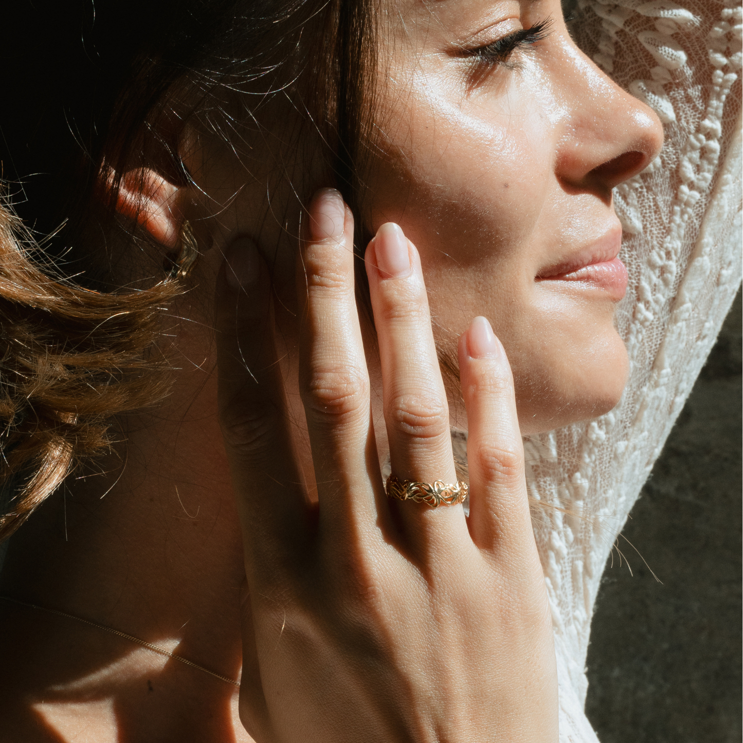 Astera Ring