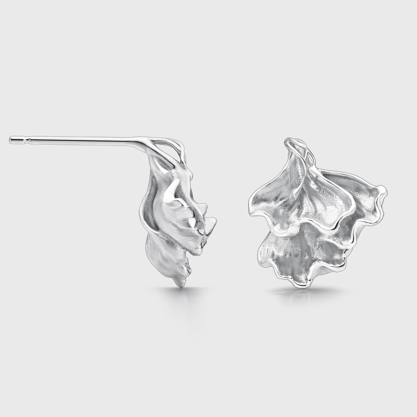 Cantuta Stud Earrings